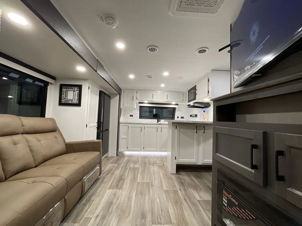 2026 Venture RV Stratus SR262VFK, Photos photo 9