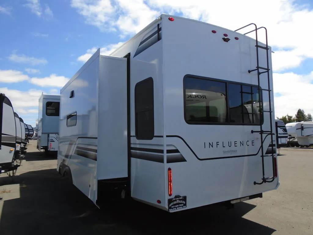 2026 Grand Design Influence 3003RL - Photo 4