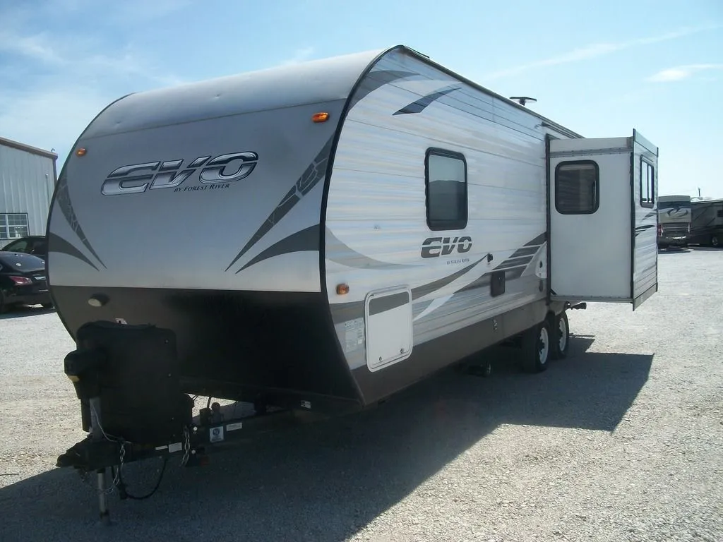2019 Forest River EVO T2360 - Photo 4