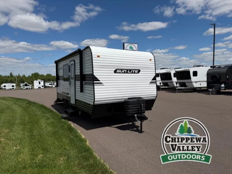 2026 Sunset Park RV Sun Lite 18THX - Main photo