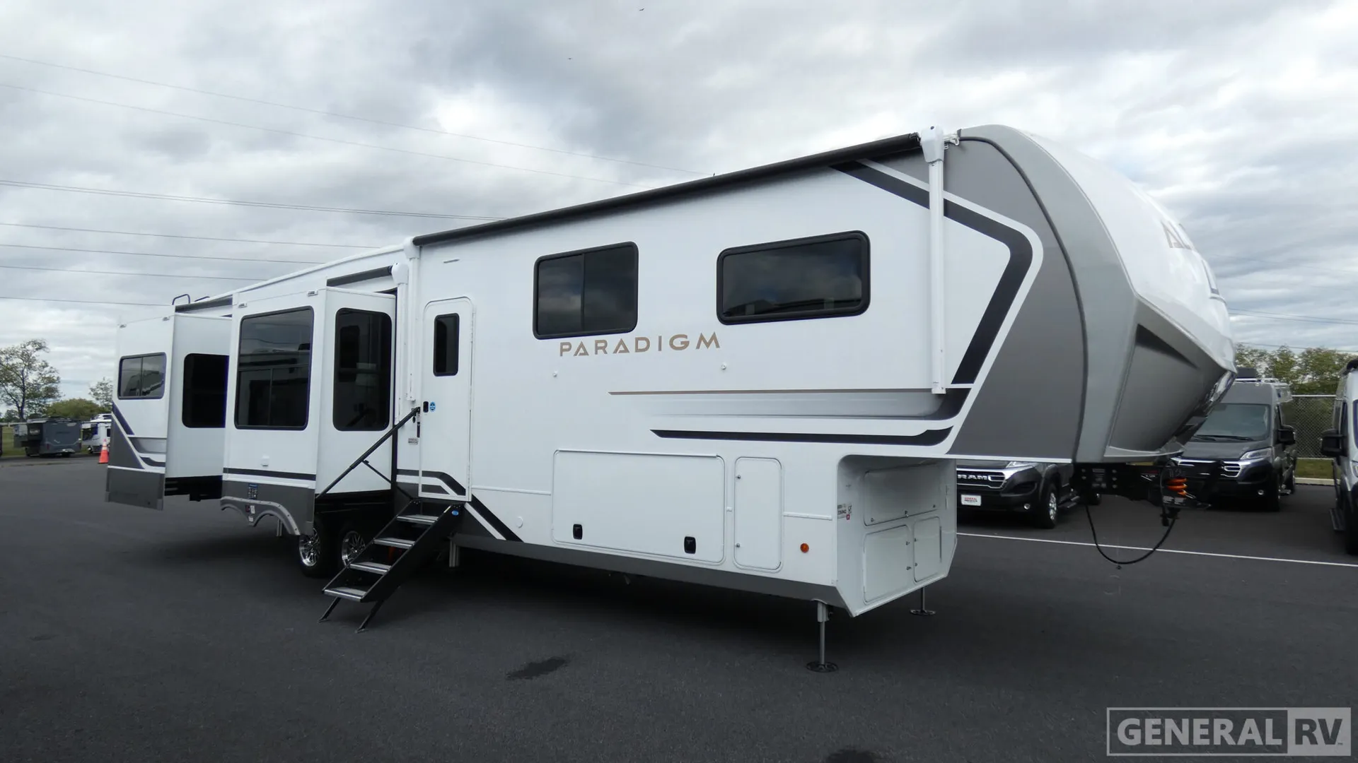 2026 Alliance RV Paradigm 375RD - Photo 2