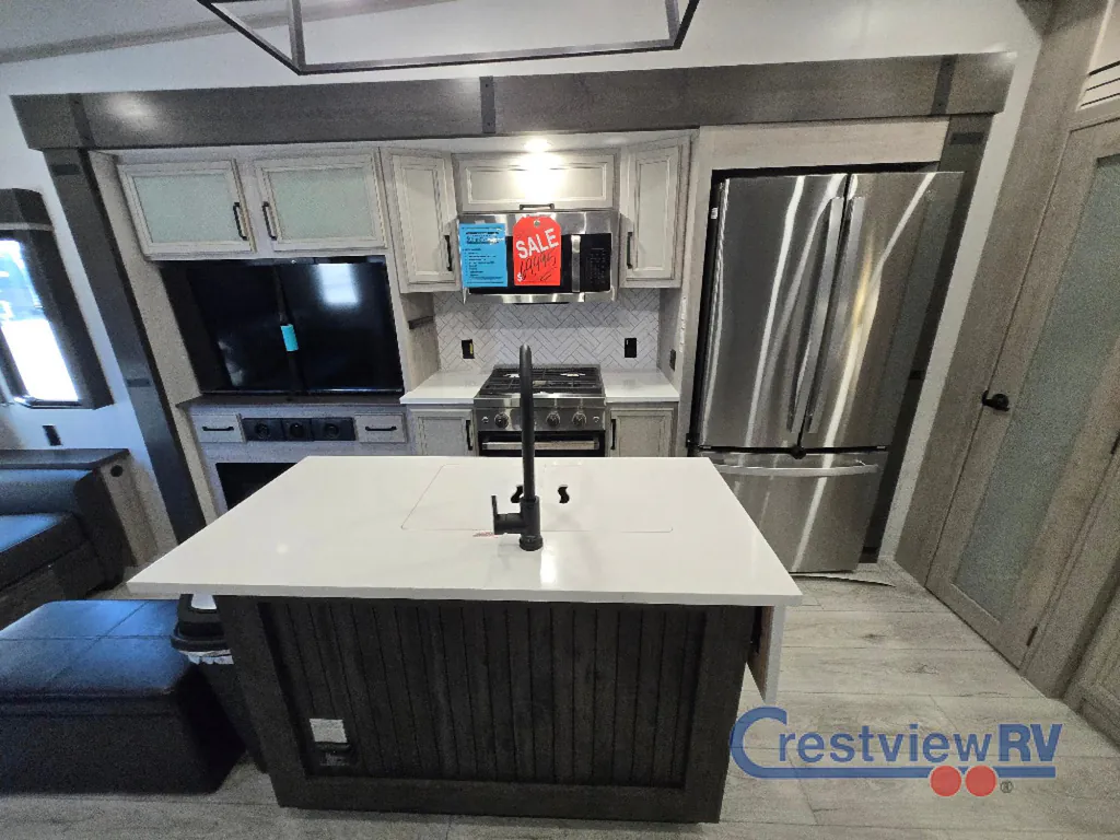2025 Keystone Montana High Country 385BR, Photos photo 17