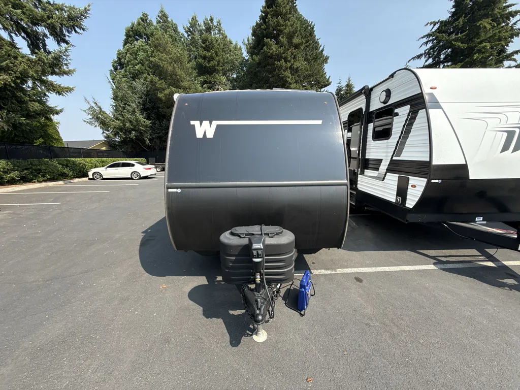 2027 Winnebago Micro Minnie 2108DS, Photos photo 4