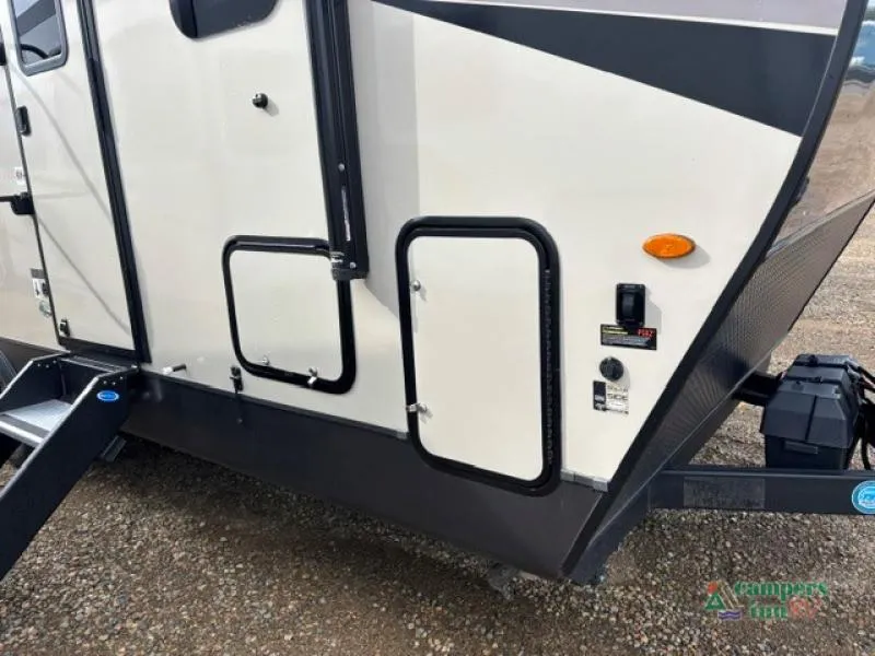2023 Forest River Rockwood Mini Lite 2507S - Photo 4