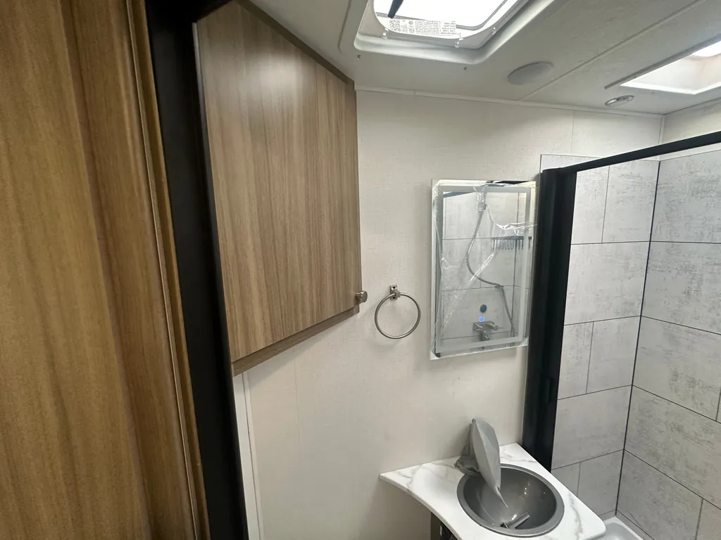 2026 Coachmen Freelander 22XG, Photos photo 56
