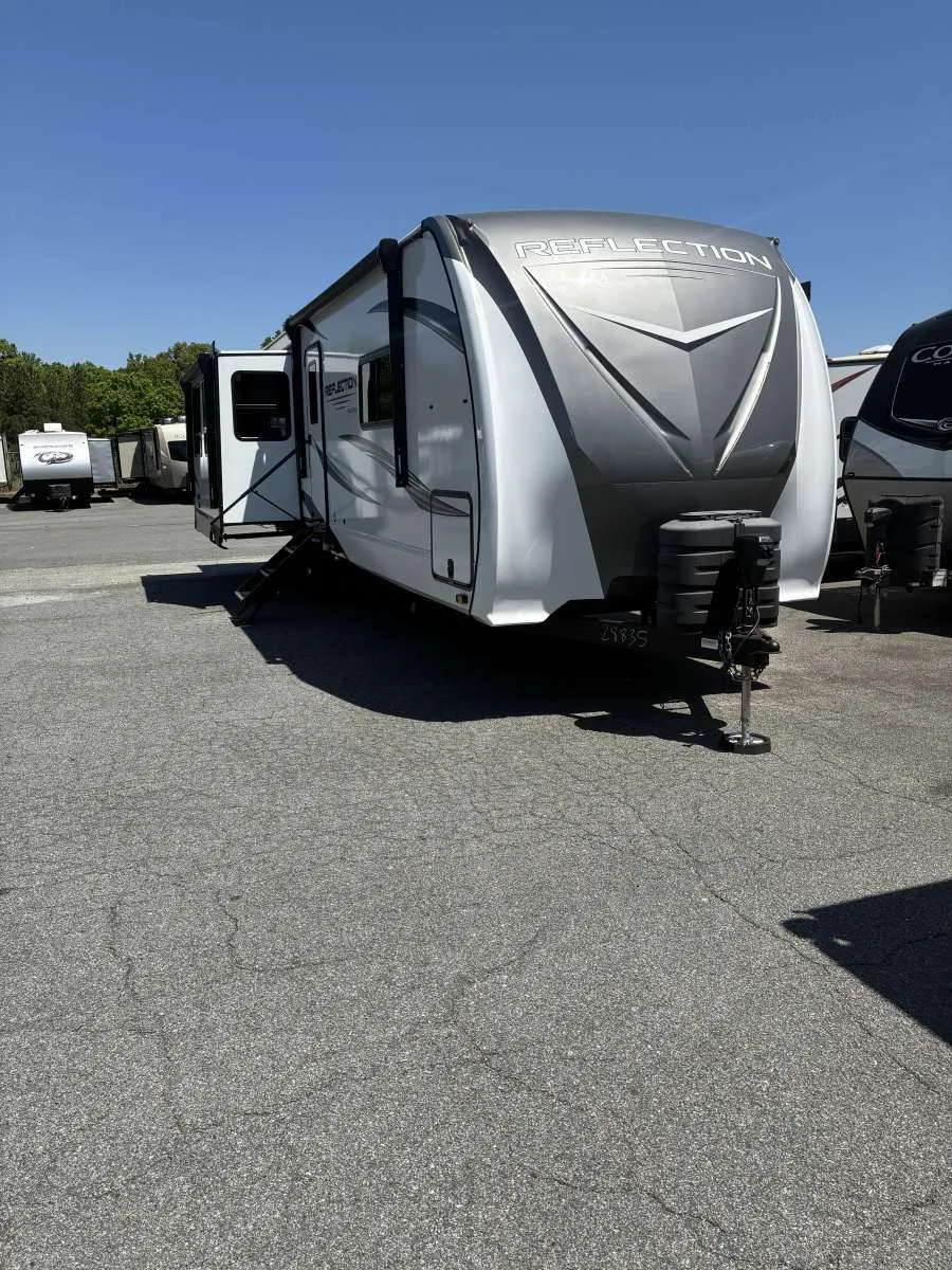 2025 Coleman EDDIE BAUER 17RB - Main photo