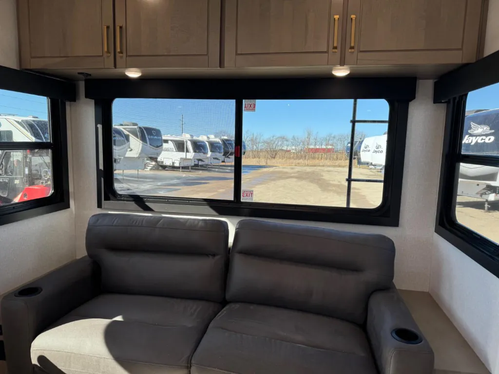 2026 Jayco Eagle 321RSTS, Photos photo 24