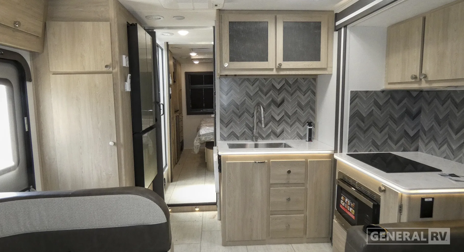 2026 Coachmen Entourage 330DS - Photo 3