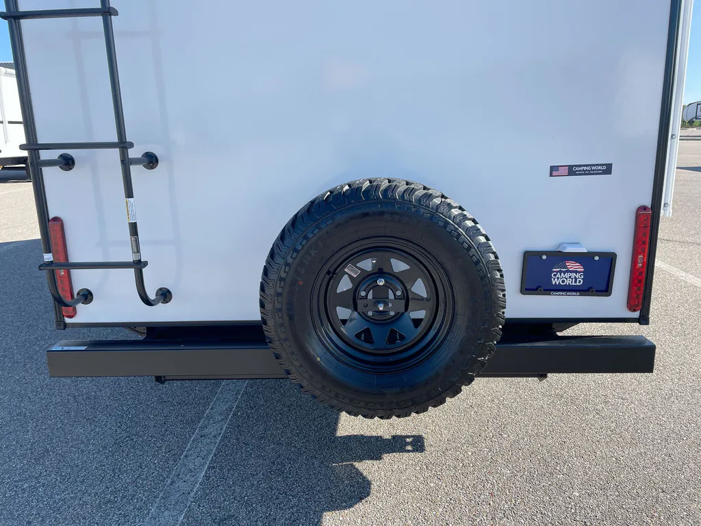 2027 Winnebago Micro Minnie 2108DS, Photos photo 31