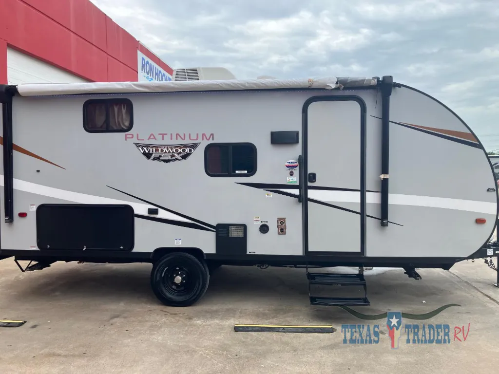 2022 Forest River Wildwood FSX 178BHSK, Photos photo 2
