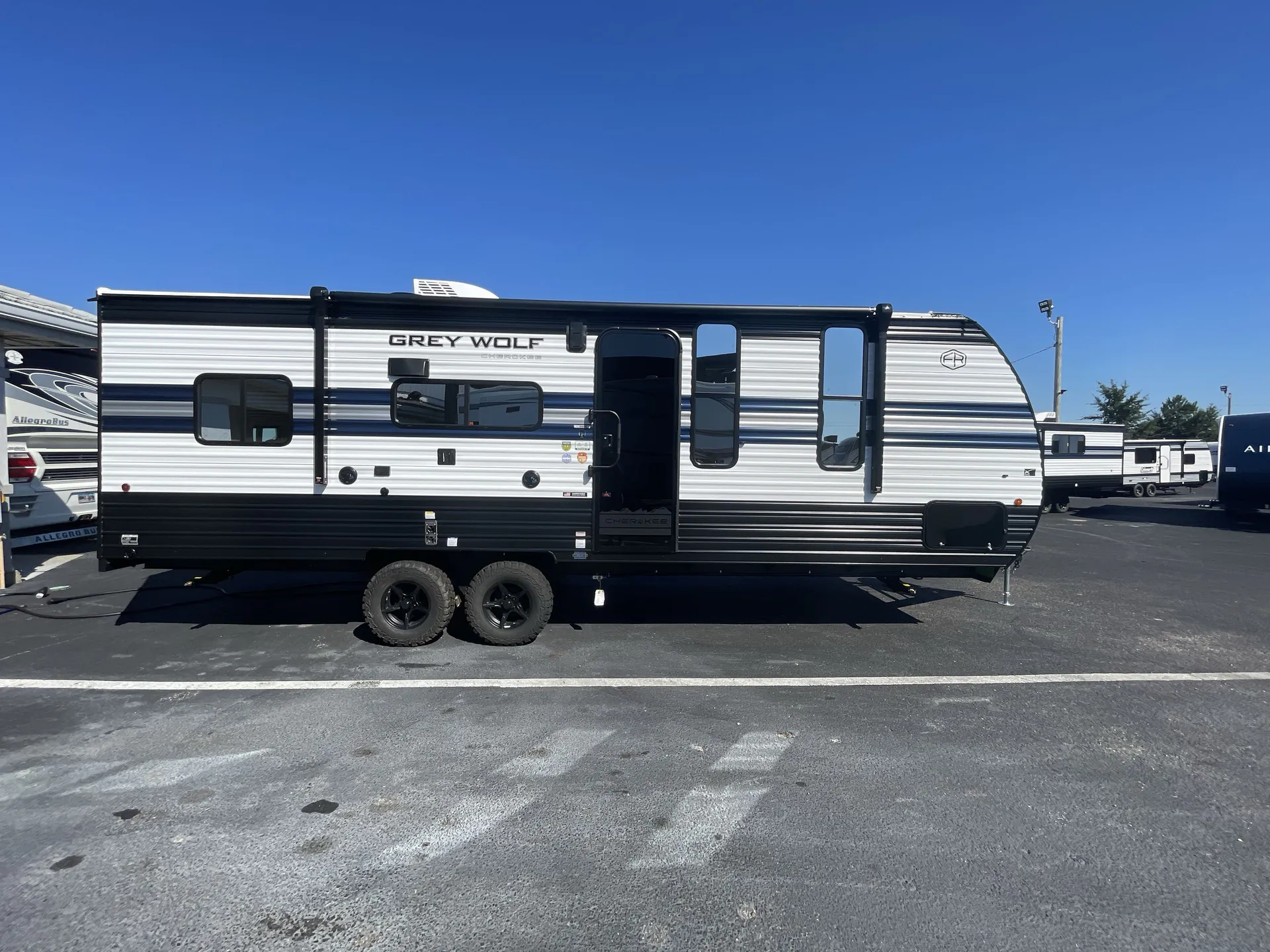 2027 Forest River Cherokee Grey Wolf 22RR — campside