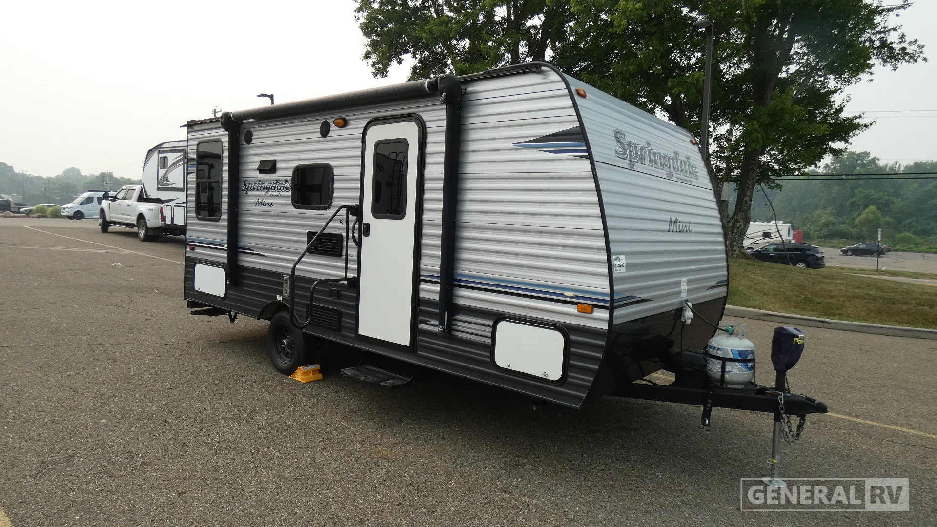 2018 Keystone Springdale Mini 1750RD - Photo 2
