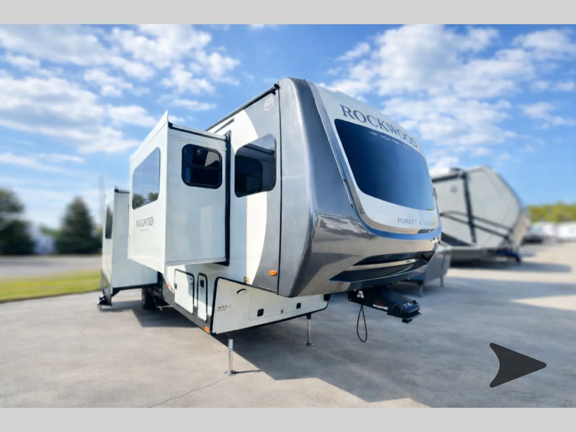 2026 Forest River Rockwood Signature 402SFL - Photo 2