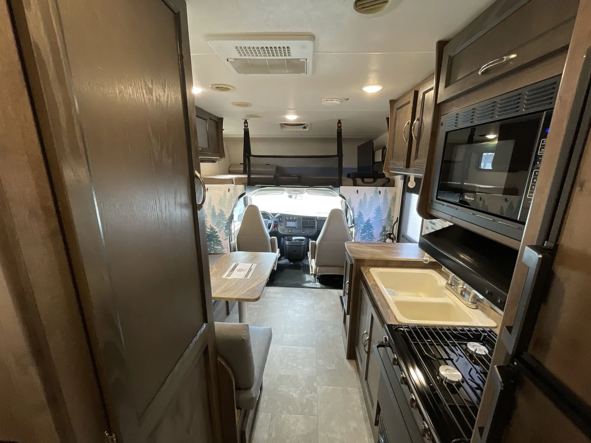 2020 Coachmen Freelander 21RS — living area main