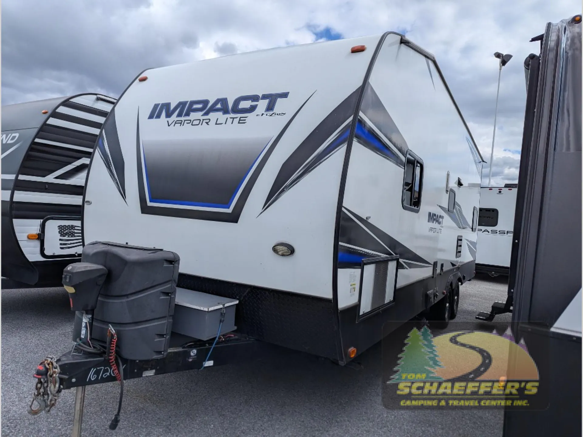 2019 Keystone Impact 26V - Photo 4