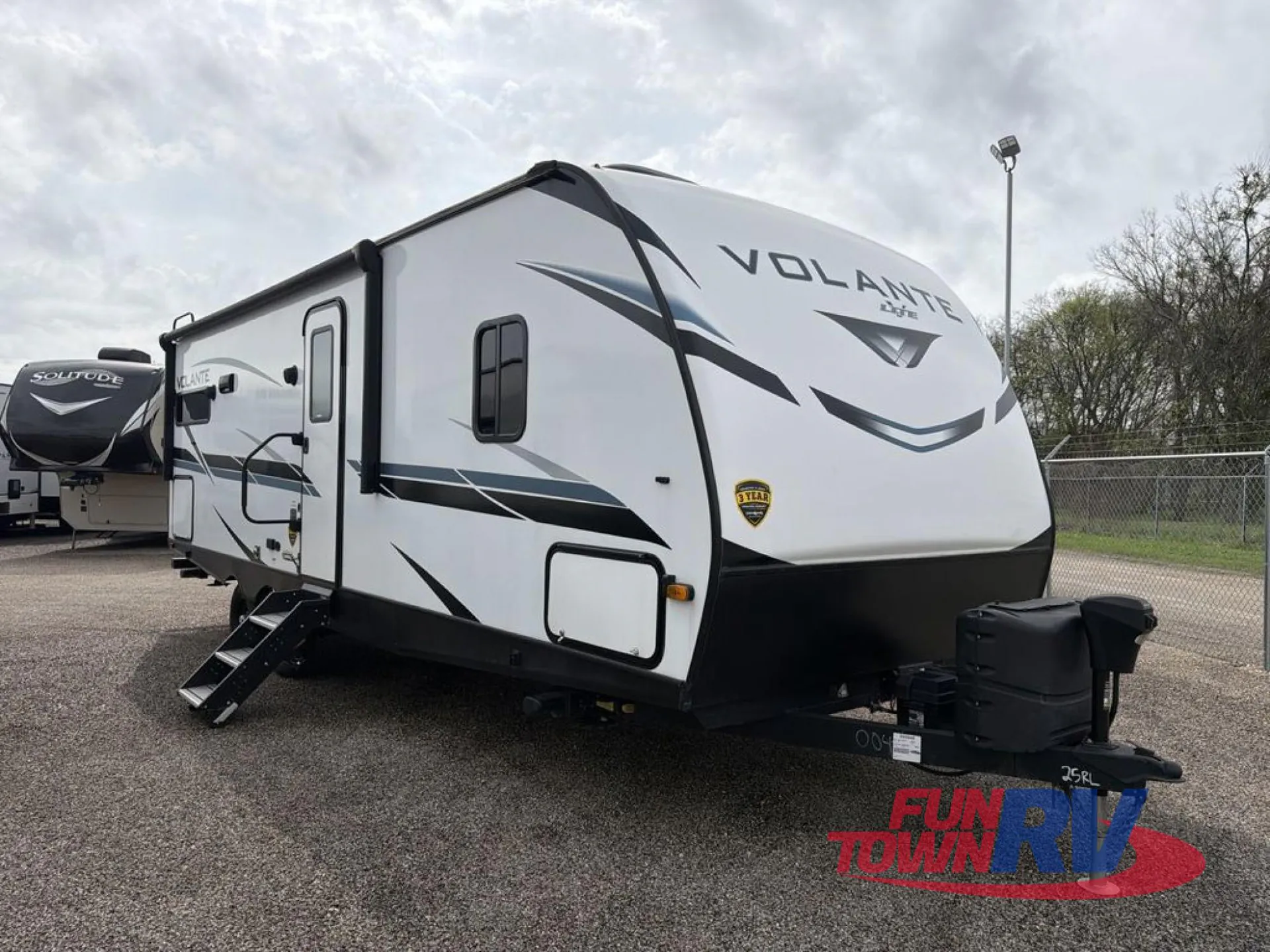 2023 CrossRoads Volante 25RL - Photo 2