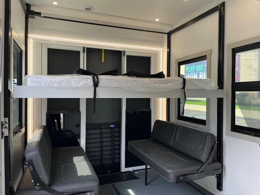 2026 Brinkley Model G 4100, Photos photo 27