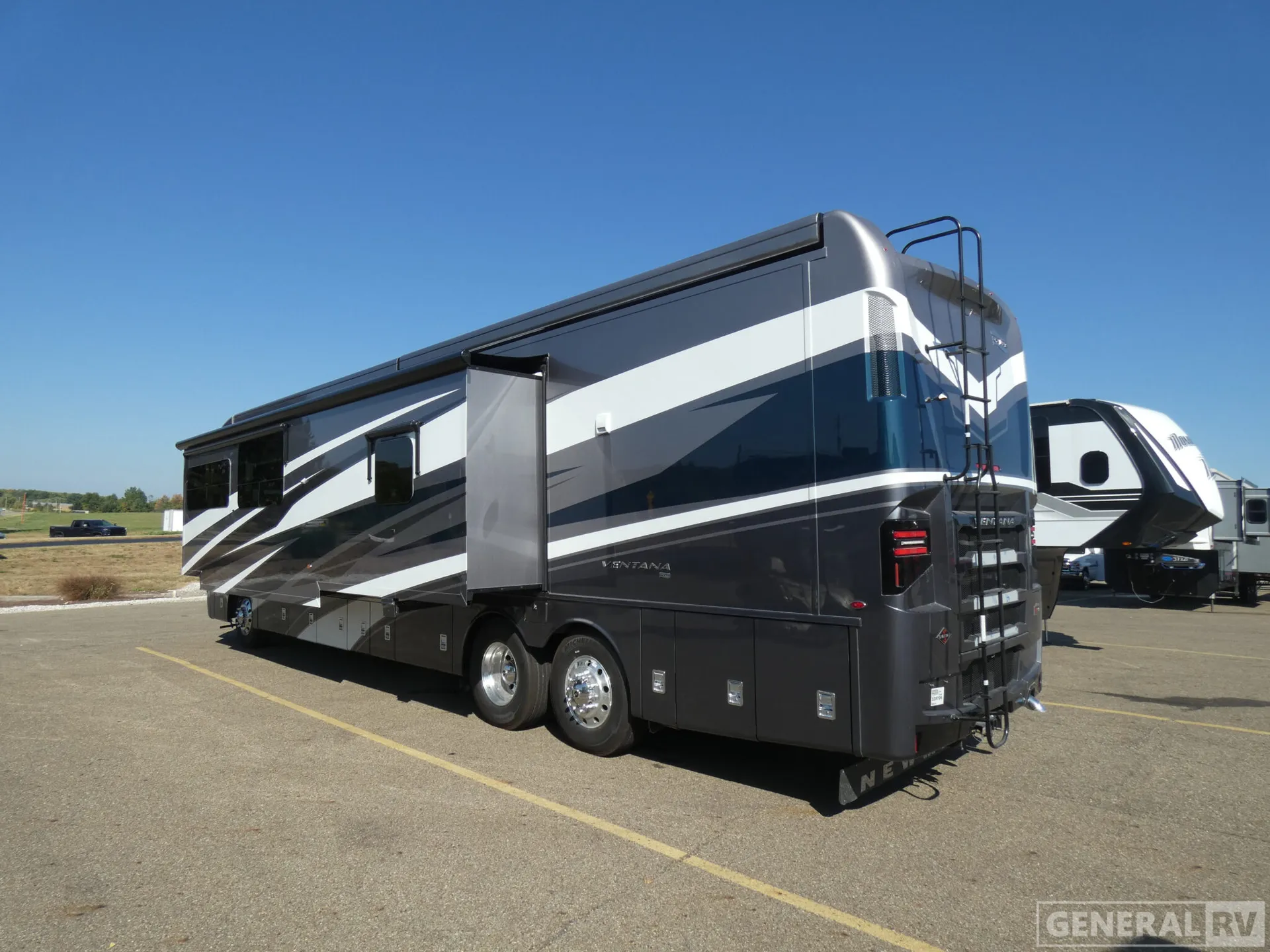 2026 Newmar Ventana 4369 - Photo 4
