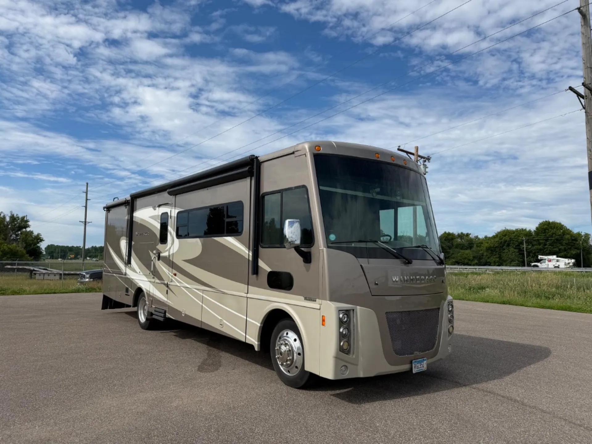 2017 Winnebago Sightseer 33C - Photo 2