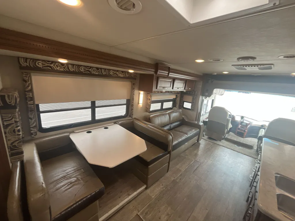 2018 Jayco Precept 35S, Photos photo 3