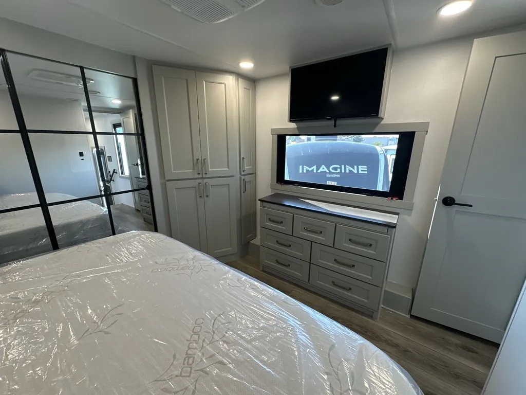 2026 Brinkley Model G 3950, Photos photo 24