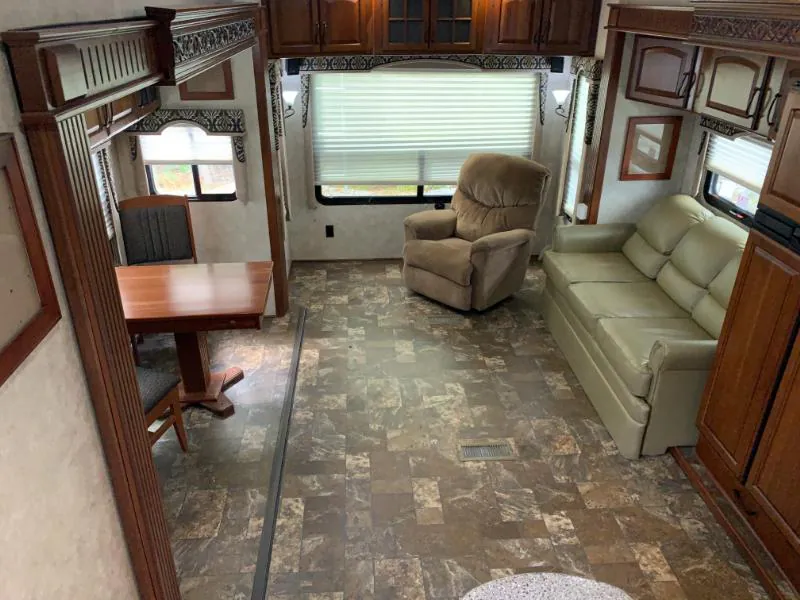 2014 Keystone Montana 3100RL, Photos photo 50
