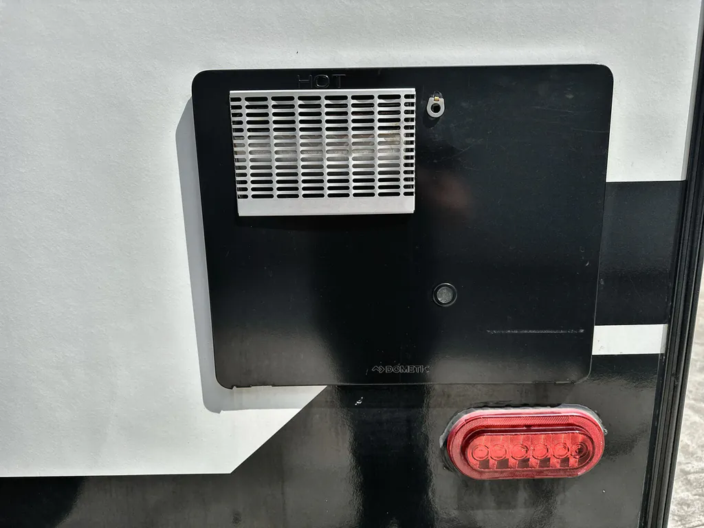 2019 Grand Design Imagine 2800BH, Photos photo 20