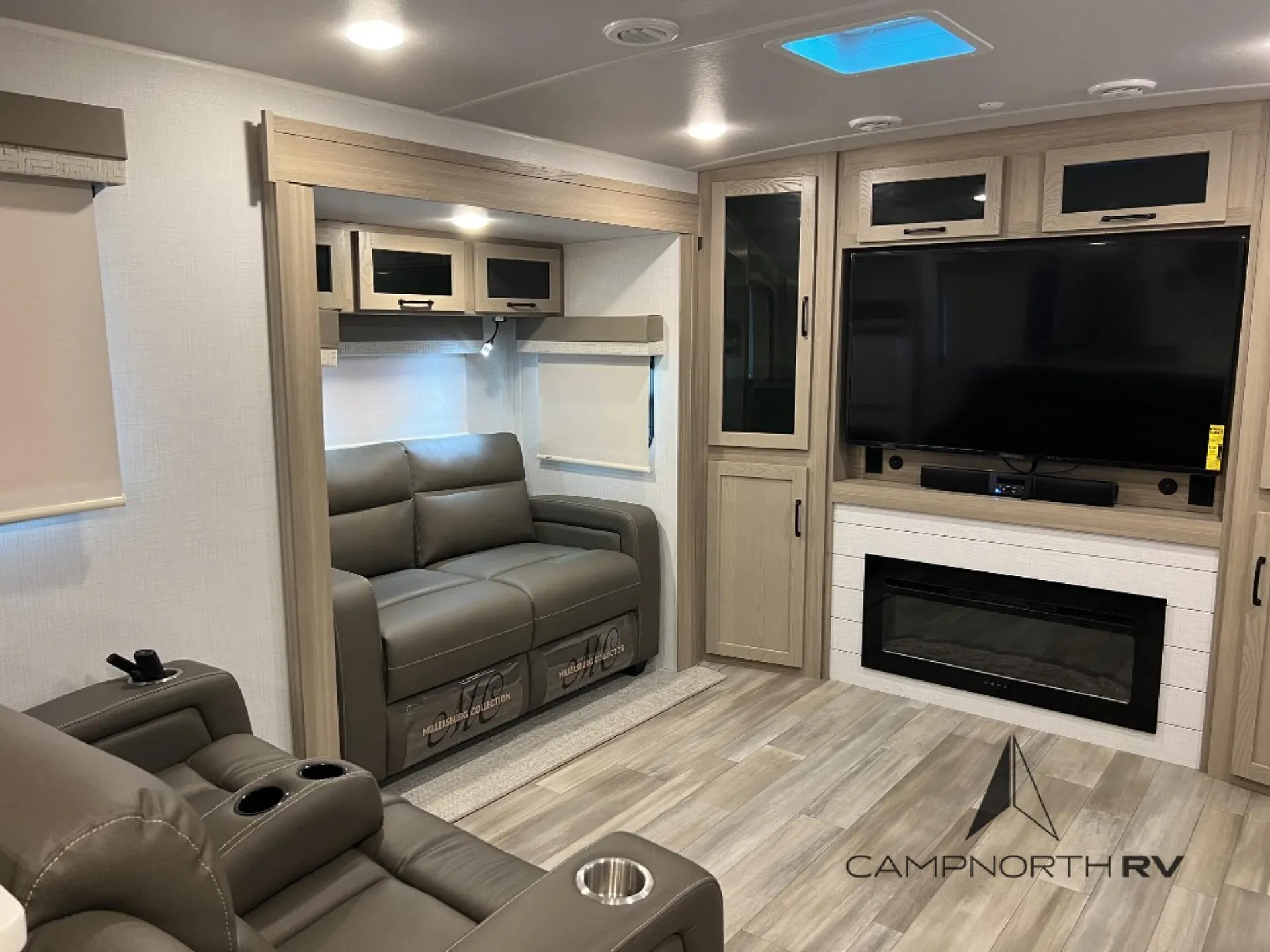 2024 Forest River Flagstaff Super Lite 29RLS - Photo 3