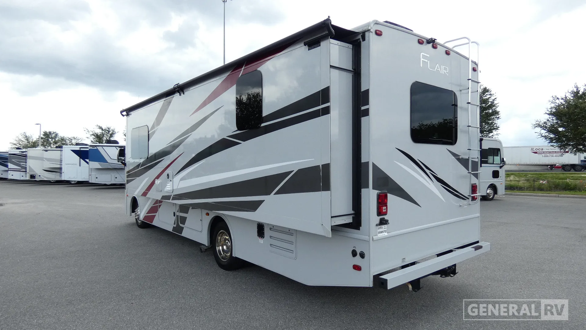 2024 Fleetwood Flair 29M - Photo 4