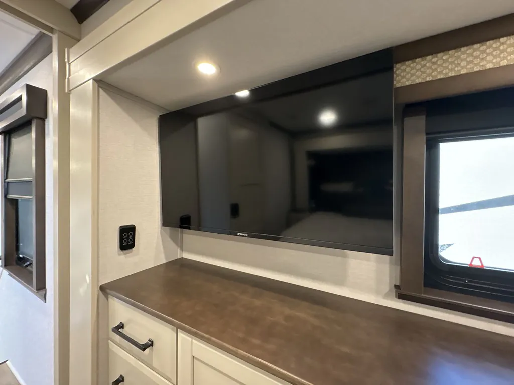 2026 Forest River RiverStone 425FO, Photos photo 45