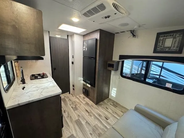2023 Venture RV Sonic Lite 150VRB - Photo 2