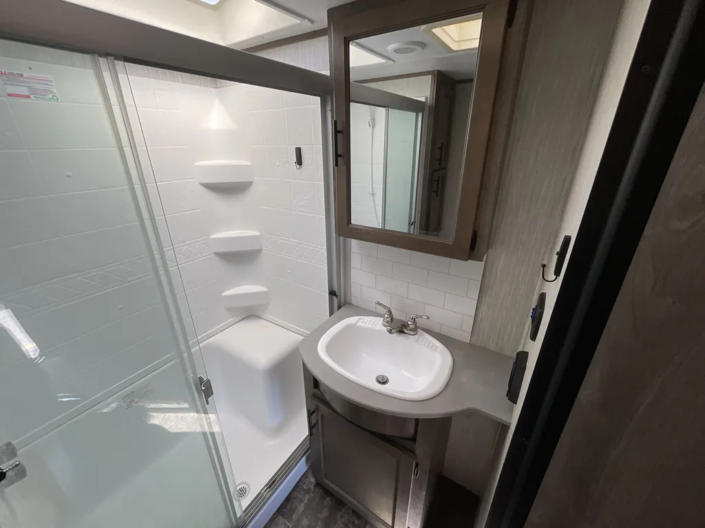 2020 Forest River Sabre 36BHQ, Photos photo 27