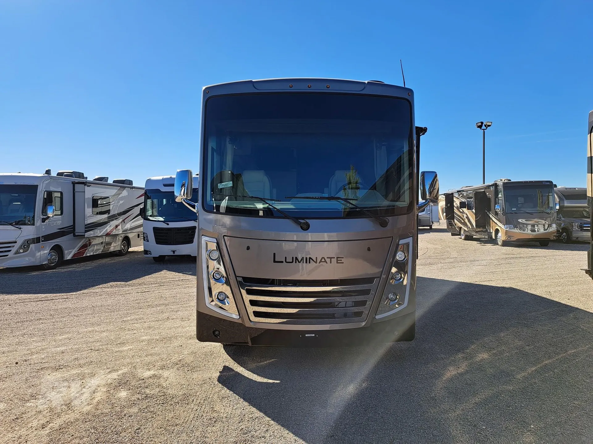 2026 Thor Motor Coach Luminate MM30 - Photo 4