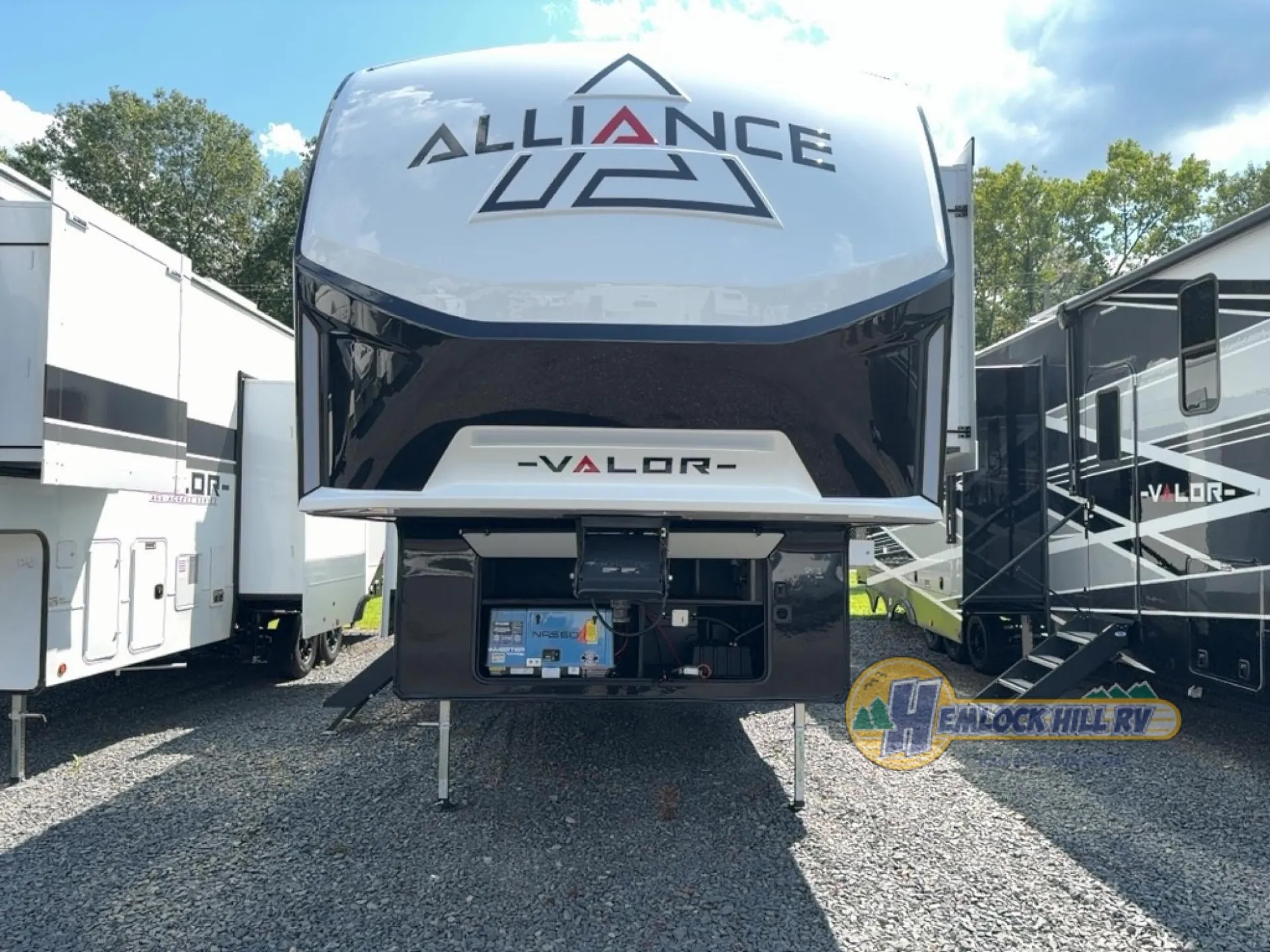 2027 Alliance RV Valor All-Access 36A10 - Photo 3