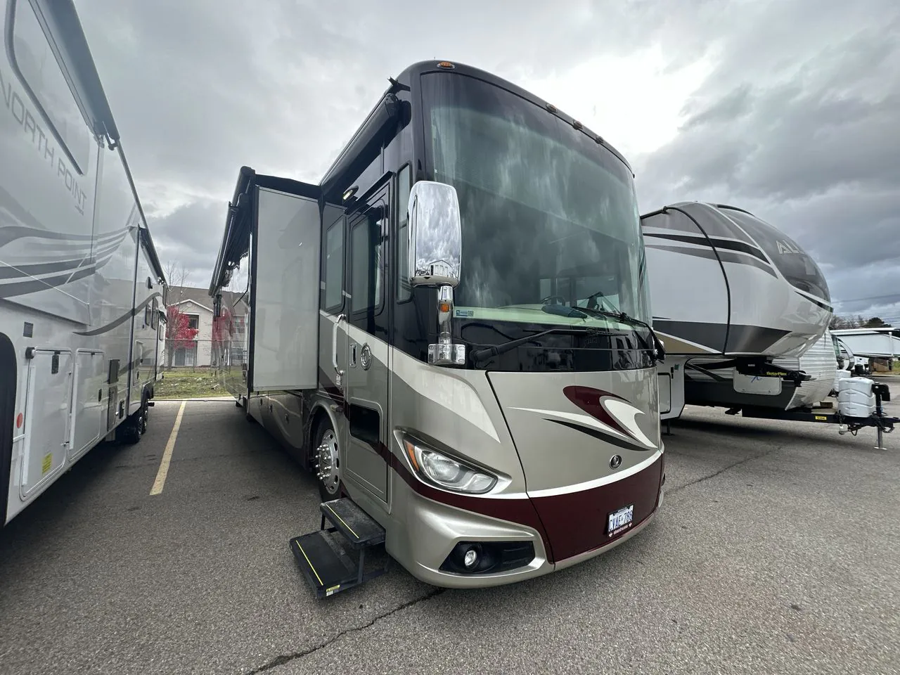 2018 Tiffin Phaeton 37 BH - Photo 2