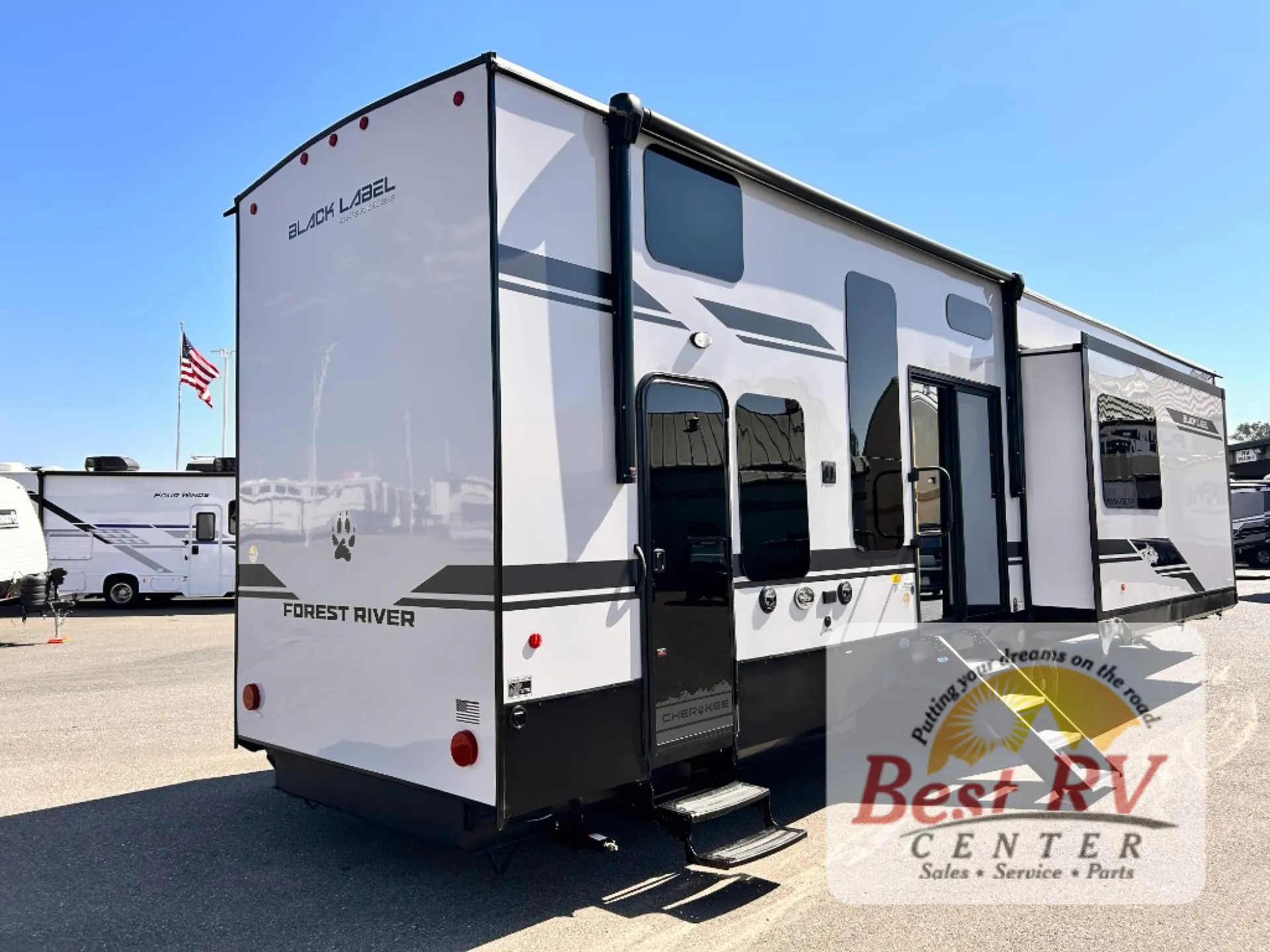 2027 Forest River Cherokee Timberwolf Black Label 39DKBL - Photo 4