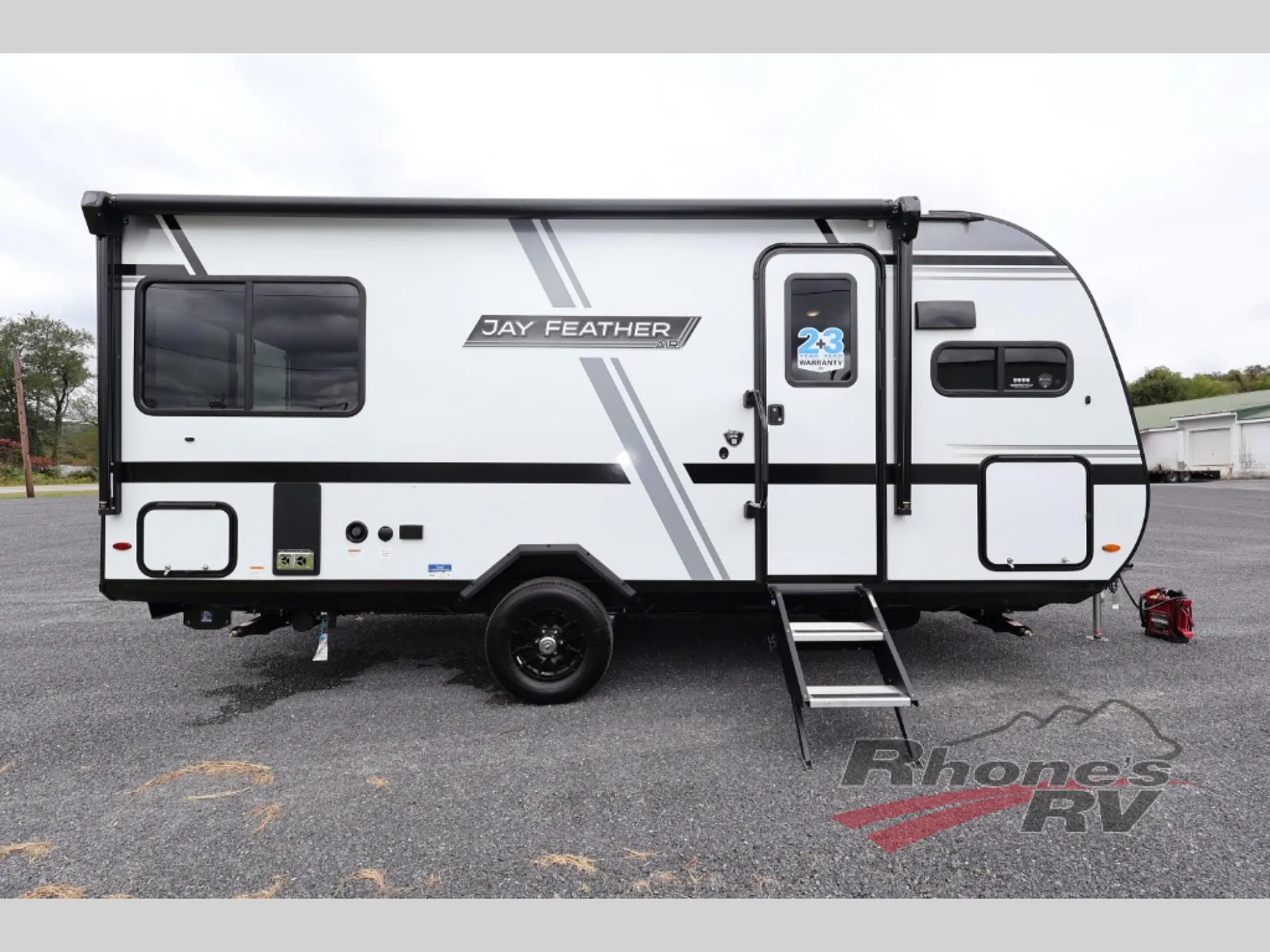 2027 Jayco Jay Feather Air 17FK - Photo 2