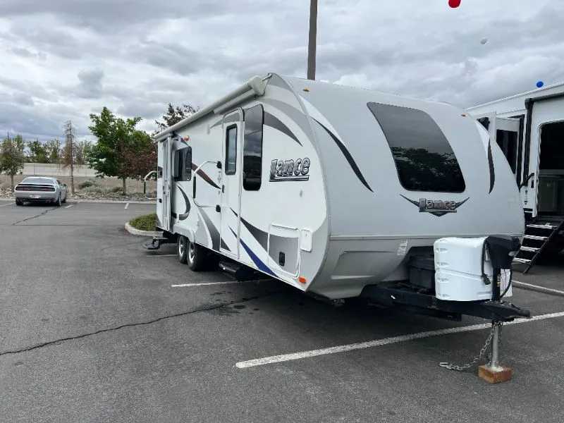 2016 Lance TT 2285 - Photo 2