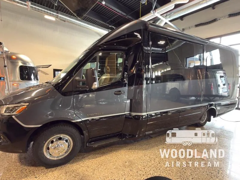 2026 Airstream Atlas Murphy Suite - Photo 3