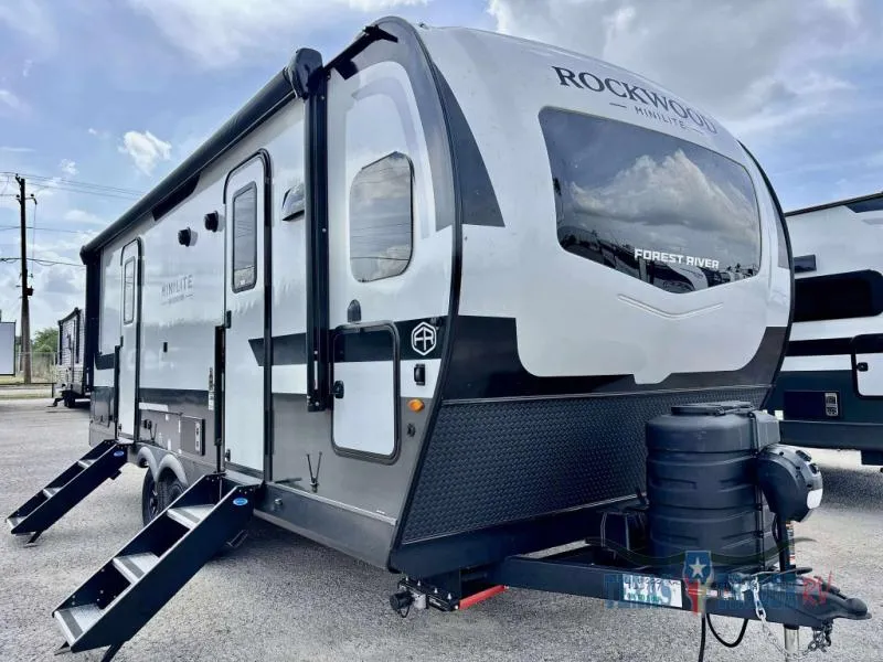 2026 Forest River Rockwood Mini Lite 2506FK - Photo 2