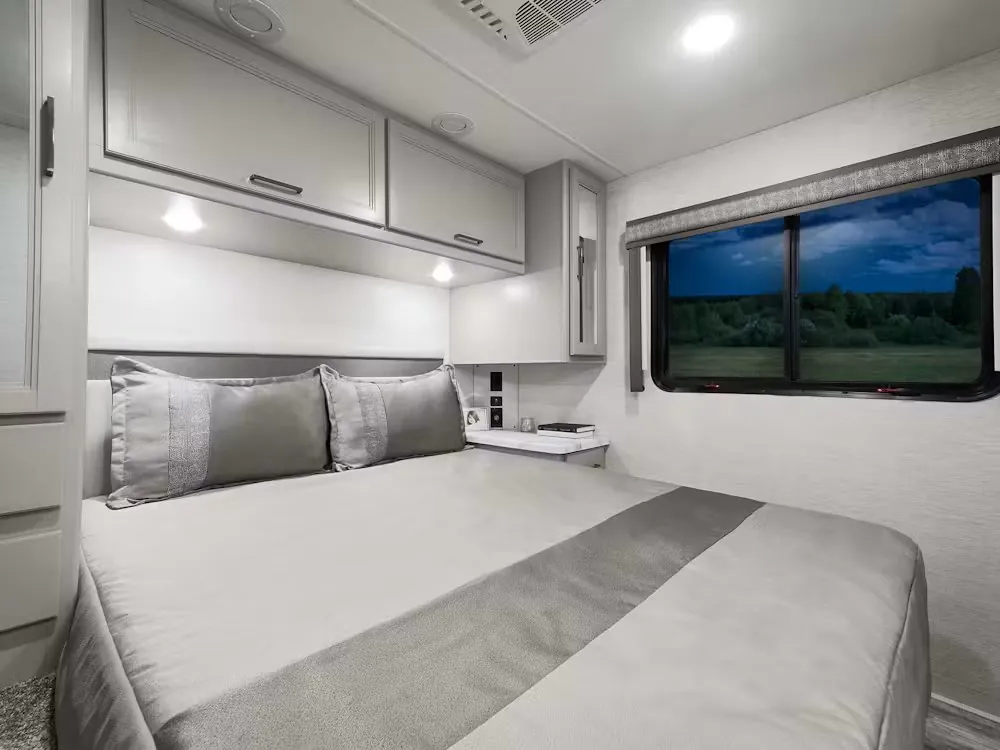 2024 Thor Motor Coach Chateau 31EV, Photos photo 5