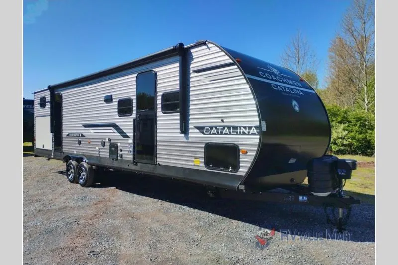 2026 Coachmen Catalina Legacy Edition 323BHDSCK - Photo 3
