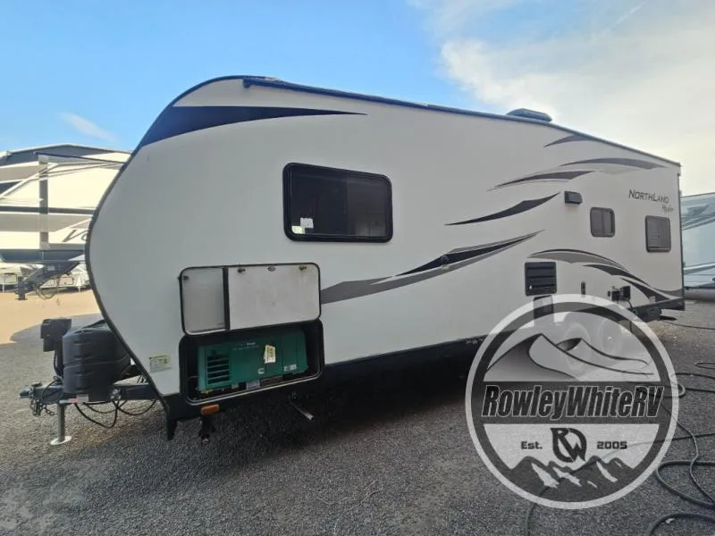 2017 Pacific Coachworks Surf Side Northland 27FSB - Photo 3