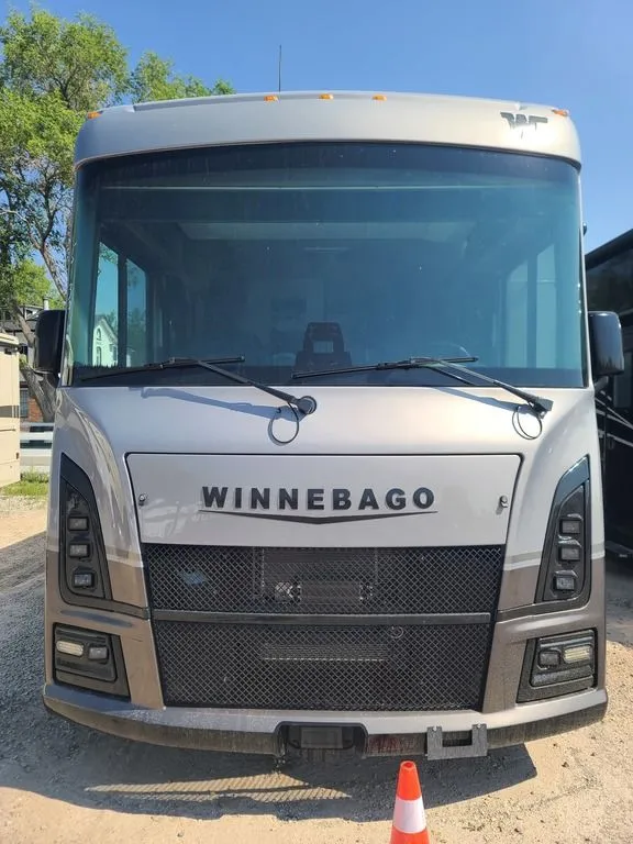 2025 Winnebago Sunstar NPF 29NP - Photo 2