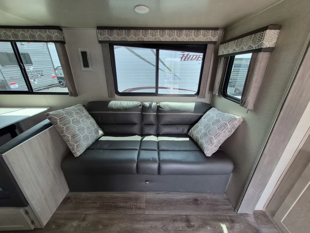 2023 Coachmen Catalina Legacy Edition 243RBS, Photos photo 11
