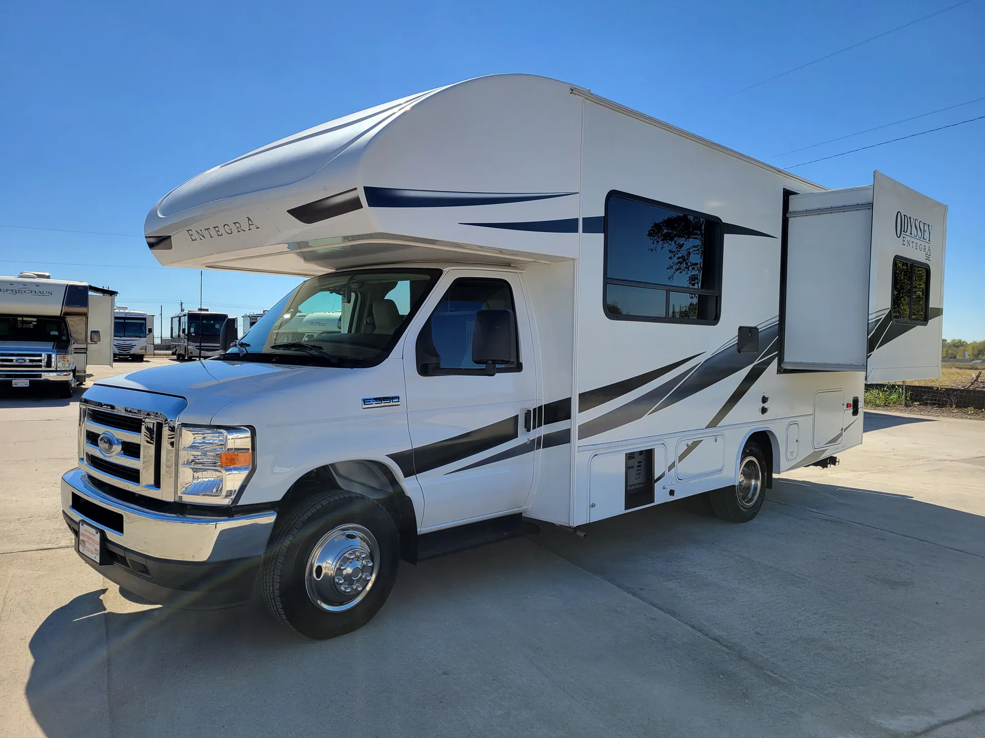 2025 Entegra Coach Odyssey SE 22C - Photo 3