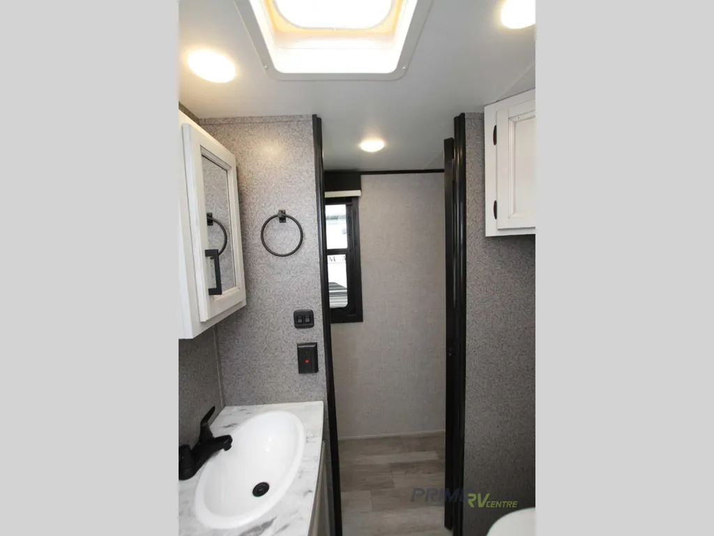 2022 Jayco Jay Feather 26RL, Photos photo 24