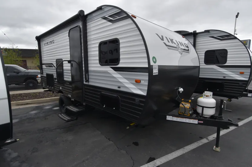 2024 Viking Viking 4K Series 182DBU - Main photo