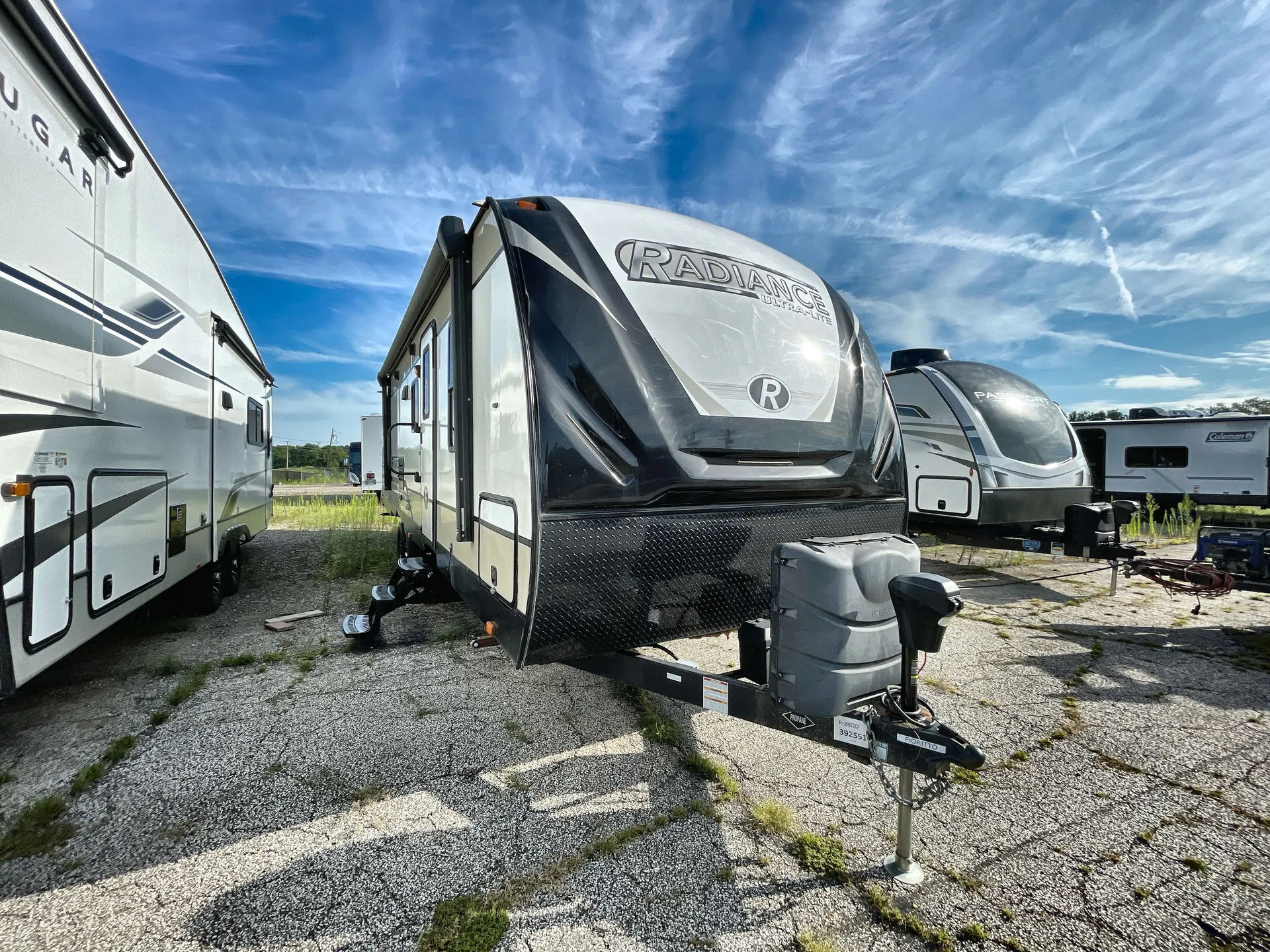 2019 Cruiser RV Radiance 28QD - Photo 2