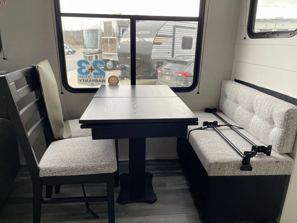 2026 Jayco Jay Flight Bungalow 401LOFT DS, Photos photo 10